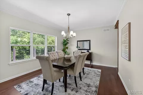 Dining - 215 Cobblefield Ct, Wildwood, MO 63011 photo 2 of 4