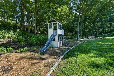 Exterior - 215 Cobblefield Ct, Wildwood, MO 63011 photo 7 of 8