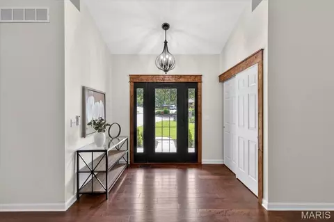 Entry Way - 215 Cobblefield Ct, Wildwood, MO 63011 photo 1 of 1