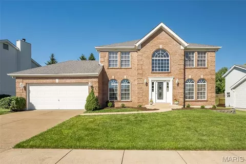 16311 Black Cherry Dr, Wildwood, MO 63040