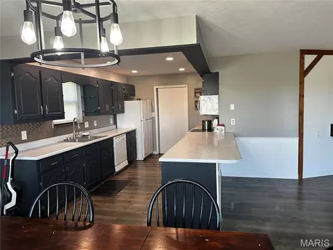Kitchen - 13216 Christopher Dr, Rolla, MO 65401 photo 1 of 2