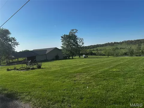 Exterior - 13216 Christopher Dr, Rolla, MO 65401 photo 3 of 6