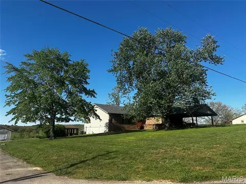 Exterior - 13216 Christopher Dr, Rolla, MO 65401 photo 2 of 6