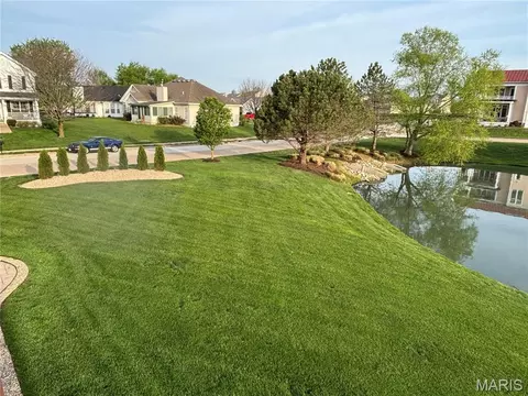 801 Blue Aster Dr, Waterloo, IL 62298 photo 2