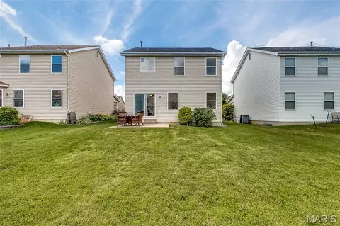 Exterior - 413 Spring Trce, O'fallon, MO 63368 photo 7 of 8