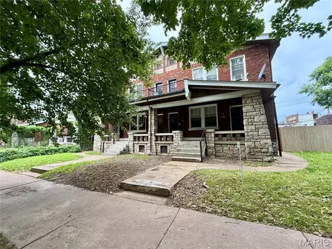 5215-5217 S Broadway, Saint Louis, MO 63111