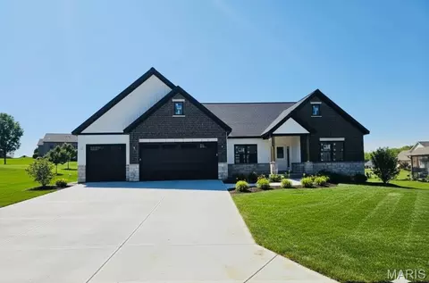 217 Windrose Ln, Troy, MO 63379