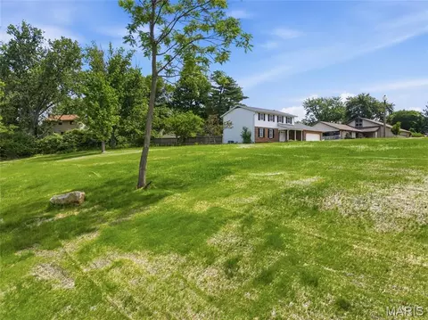 3 Summit Sta, Saint Charles, MO 63303 photo 5