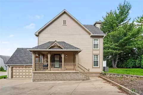 Exterior - 5522 Bourbeuse Cmn #4, Weldon Spring, MO 63304 photo 2 of 4