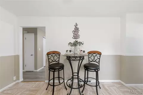Dining - 1219 Hobson Dr, Ferguson, MO 63135 photo 6 of 6