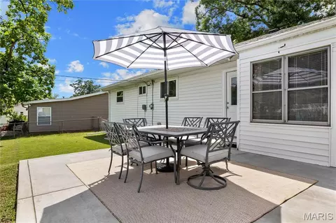 Exterior - 11124 Patsy Dr, Green Park, MO 63123 photo 5 of 6