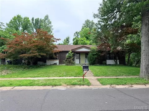 13204 Hobnail Dr, Saint Louis, MO 63146