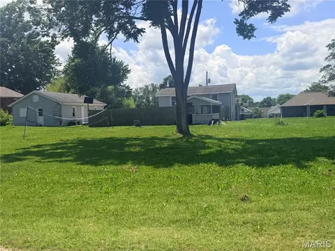 600 S School St, Desloge, MO 63601