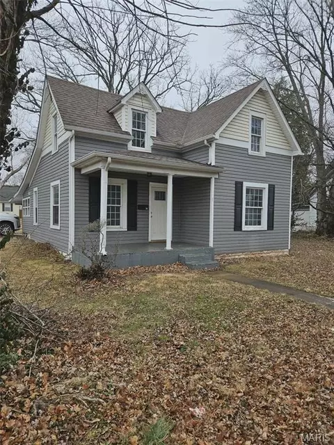 401 N Franklin St, Farmington, MO 63640