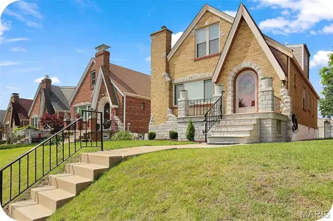5635 Oleatha Ave, Saint Louis, MO 63139