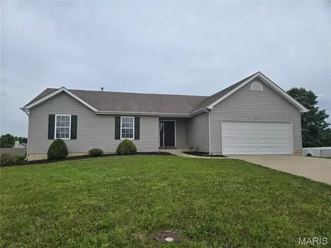 10 Sugarberry Ct, Troy, MO 63379