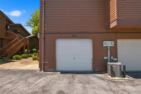 Exterior - 704 Hemingway Ln #E, Weldon Spring, MO 63304 photo 8 of 18