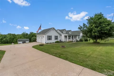 209 Tolbert Dr, Jackson, MO 63755