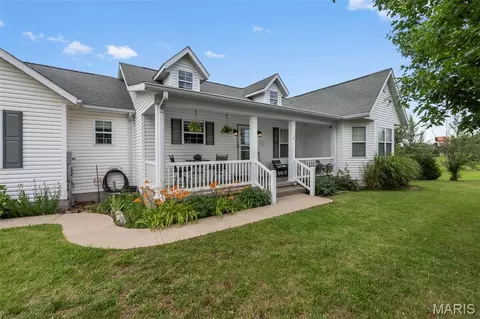 Exterior - 209 Tolbert Dr, Jackson, MO 63755 photo 3 of 15