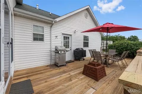 Exterior - 209 Tolbert Dr, Jackson, MO 63755 photo 10 of 15