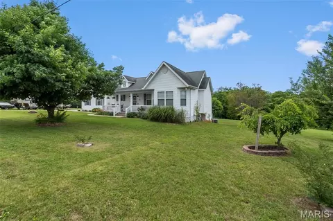 Exterior - 209 Tolbert Dr, Jackson, MO 63755 photo 8 of 15