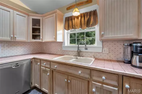 Kitchen - 209 Tolbert Dr, Jackson, MO 63755 photo 3 of 3