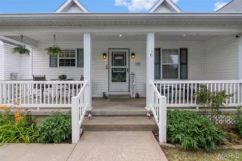 209 Tolbert Dr, Jackson, MO 63755