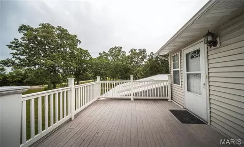 Exterior - 522 Highway Ff, Bourbon, MO 65441 photo 9 of 10
