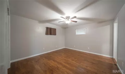 Bedroom - 522 Highway Ff, Bourbon, MO 65441 photo 2 of 5