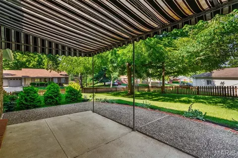 Exterior - 14 Tree Hill Ct, Manchester, MO 63021 photo 8 of 10