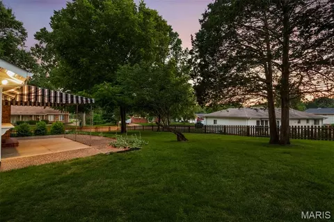 Exterior - 14 Tree Hill Ct, Manchester, MO 63021 photo 9 of 10