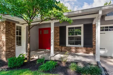 Exterior - 14 Tree Hill Ct, Manchester, MO 63021 photo 3 of 10