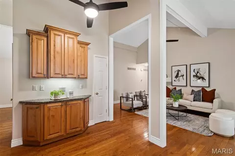 Entry Way - 14 Tree Hill Ct, Manchester, MO 63021 photo 5 of 5