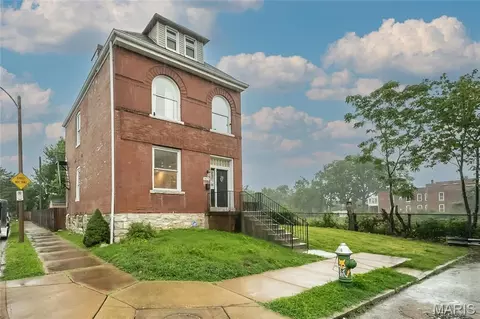 1829 Oregon Ave, Saint Louis, MO 63104