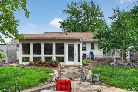 Exterior - 858 Morningside Ln, Arnold, MO 63010 photo 3 of 8