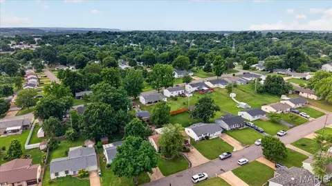 View/Area - 858 Morningside Ln, Arnold, MO 63010 photo 3 of 5