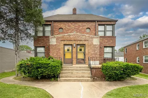 5860 Christy Blvd, Saint Louis, MO 63116