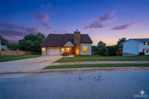 105 Meadow Ln, Saint Robert, MO 65584