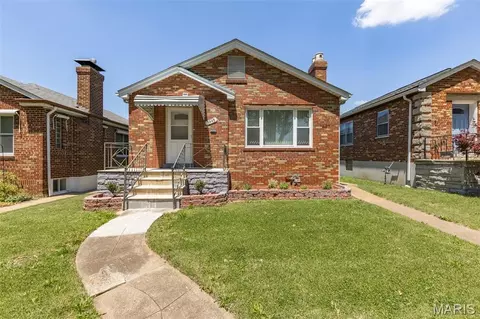 5449 Mardel Ave, Saint Louis, MO 63109