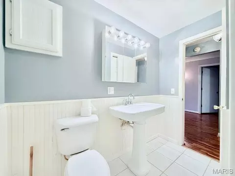 Bath - 235 Maple Ave, Licking, MO 65542 photo 2 of 3