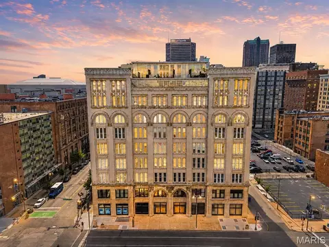 1136 Washington Ave #905, Saint Louis, MO 63101