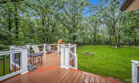 Exterior - 56 W Nottingham Cir, Sullivan, MO 63080 photo 8 of 12