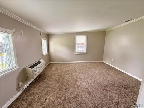 Living - 9010 Trefore Ave, Berkeley, MO 63134 photo 7 of 7
