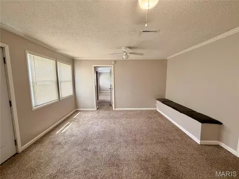 Living - 9010 Trefore Ave, Berkeley, MO 63134 photo 5 of 7