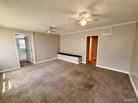 Living - 9010 Trefore Ave, Berkeley, MO 63134 photo 6 of 7