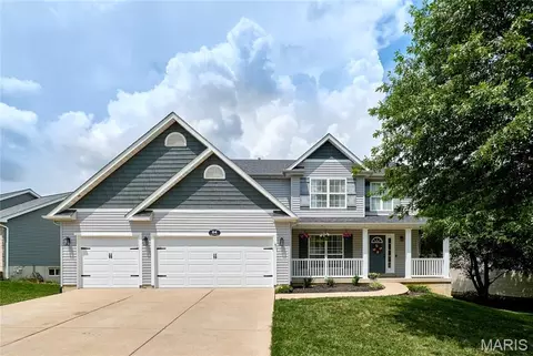 64 Old Chesapeake Dr, Wentzville, MO 63385