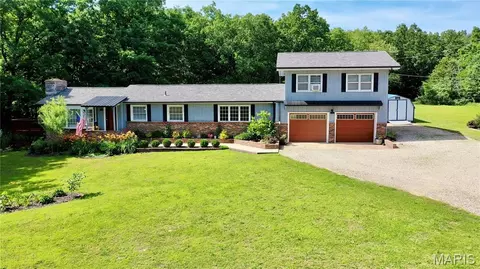 10081 County Road 5460, Rolla, MO 65401