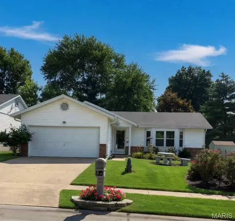 6 Merribrook Ct, O'fallon, MO 63368