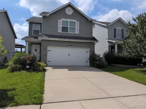 112 Champions Ln, Wentzville, MO 63385