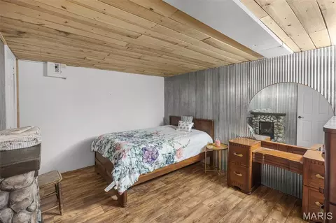 Bedroom - 809 Boucher St, Dexter, MO 63841 photo 4 of 5